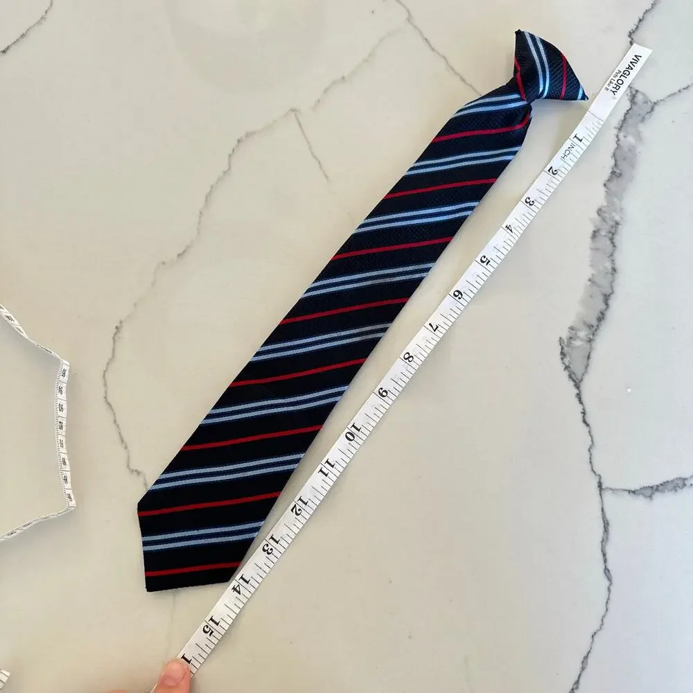 Clip on tie